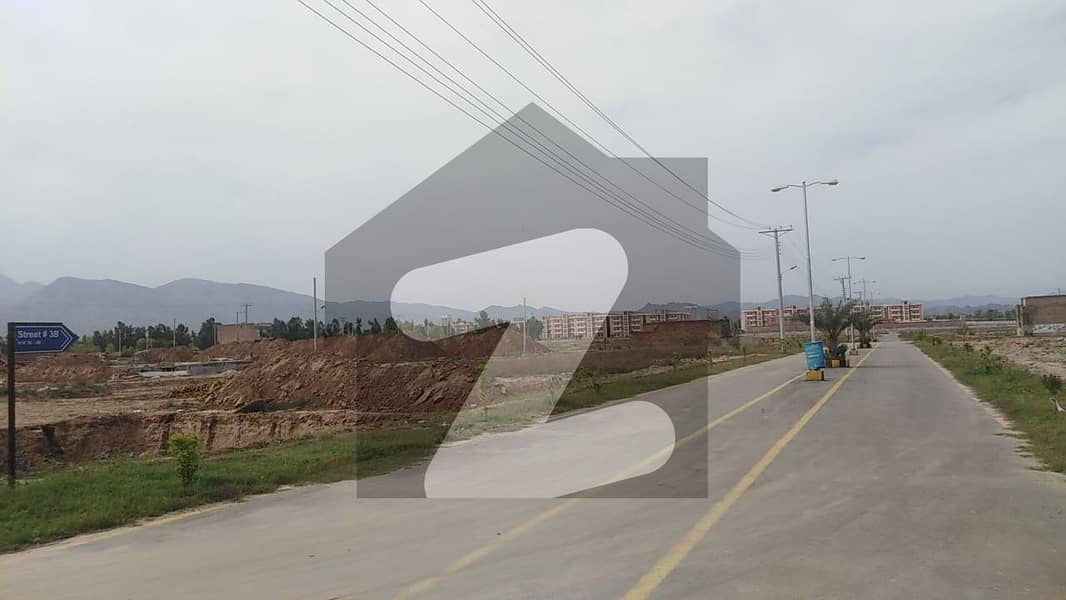 Good Location Residential Plot For Sale In Sheikh Yaseen Town.
