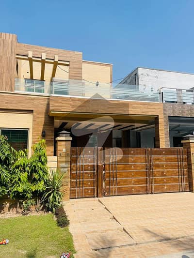 8 Marla House For Rent In Divine Garden