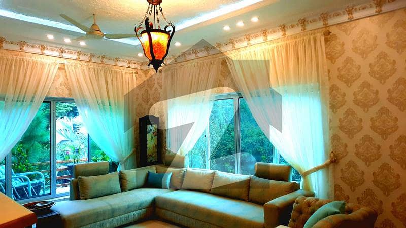 سرفراز رفیقی روڈ کینٹ لاہور میں 4 کمروں کا 16 مرلہ مکان 7.5 کروڑ میں برائے فروخت۔