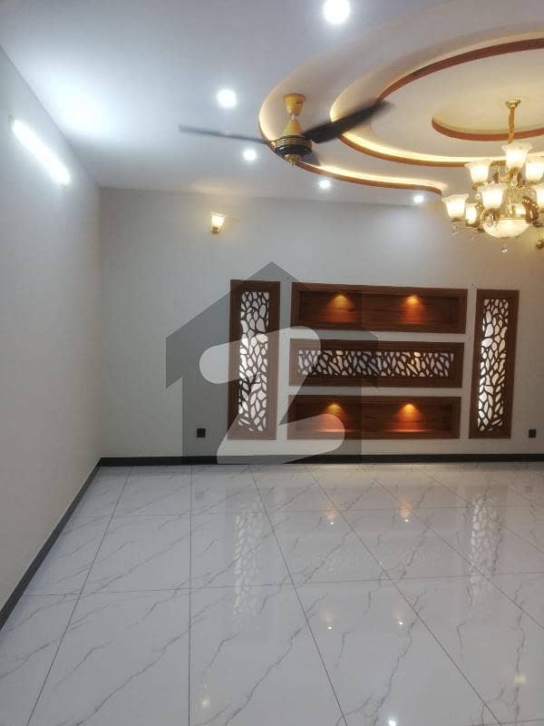 Bahria Town Phase 8 Sector P Kanal Upper Potion For Rent.
