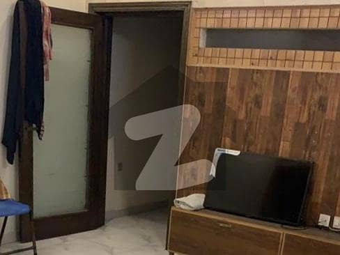 204 چک روڈ فیصل آباد میں 3 کمروں کا 3 مرلہ مکان 65 لاکھ میں برائے فروخت۔