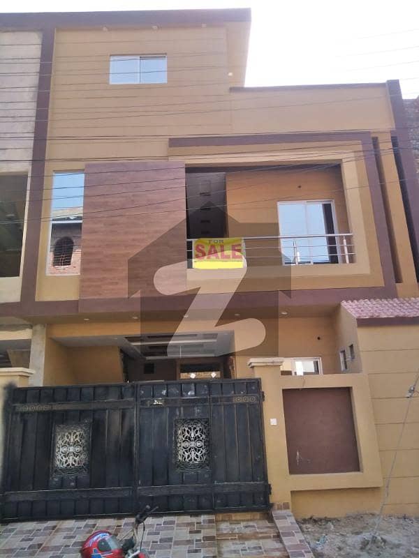 5.5 Marla Prime Location Corner House Available For Sale In Sunfort Society