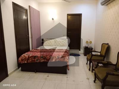 Slightly Use Bungalow For Rent Dha Phase 8 With Basement