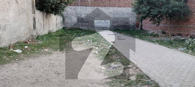 جلو پارک روڈ لاہور میں 1 کنال رہائشی پلاٹ 2.1 کروڑ میں برائے فروخت۔