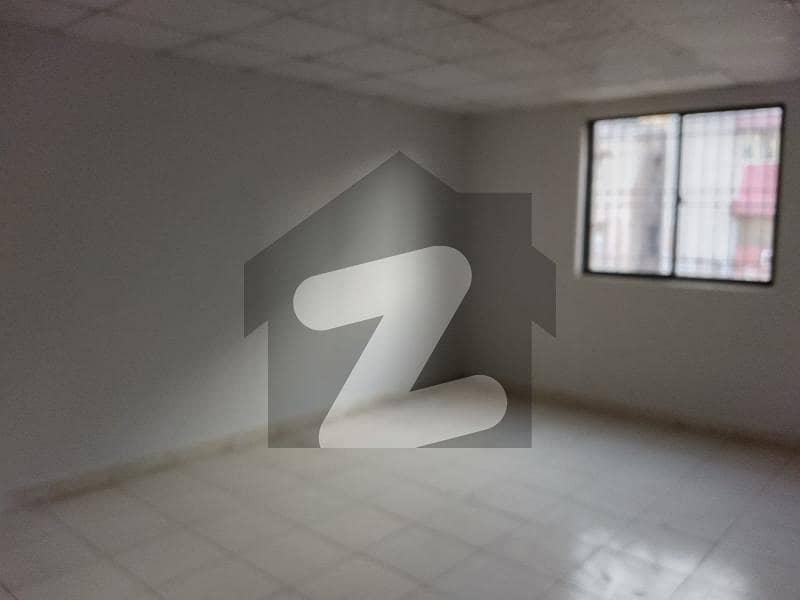 Double Storey 400 Square Yards House Available In Gulshan-e-Iqbal - Block 6 For rent