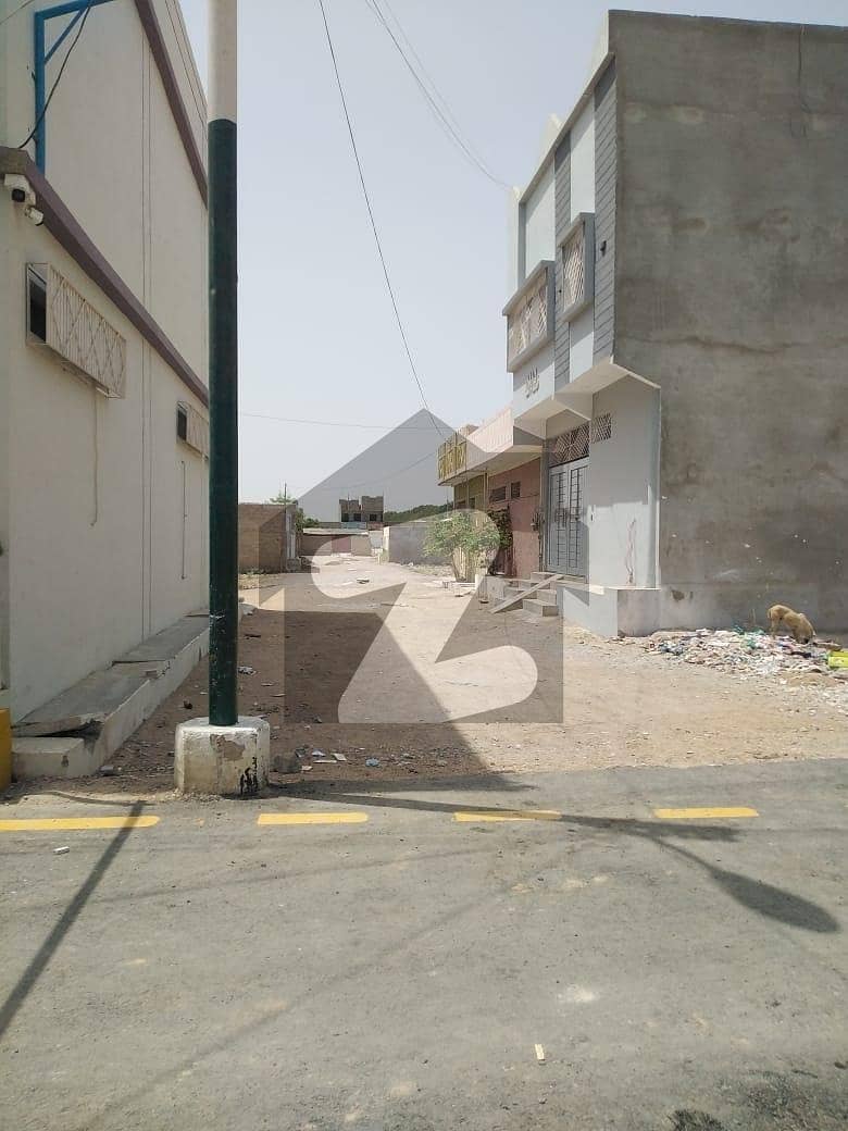 154 sq Yards Sub Divided Residential Plot For Sale Sheet 21 Model Colony Near Ibrahim Masjid