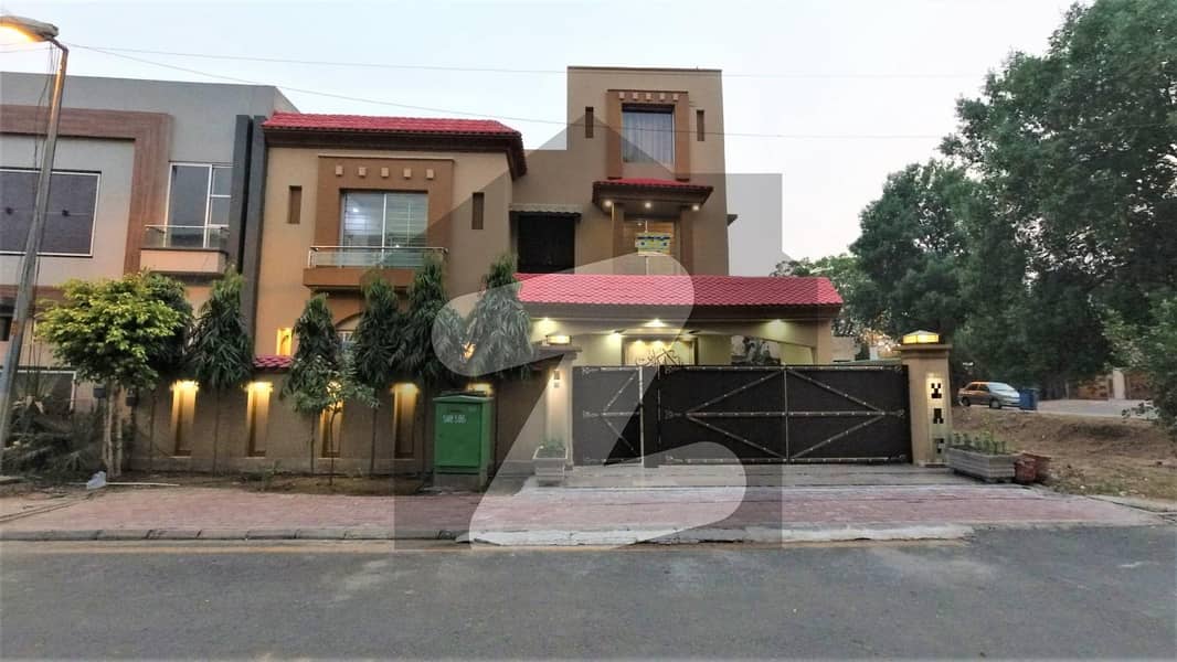12 Marla Beautiful House For Sale In Jasmine Block Sector C Bahria Town Lahore