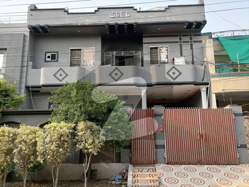Stunning 12 Marla House In Marghzar Officers Colony Available