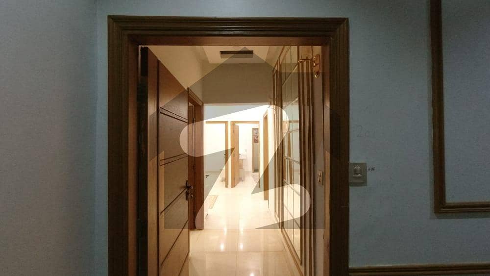 گرومندرچورنگی کراچی میں 3 کمروں کا 6 مرلہ فلیٹ 1.75 کروڑ میں برائے فروخت۔