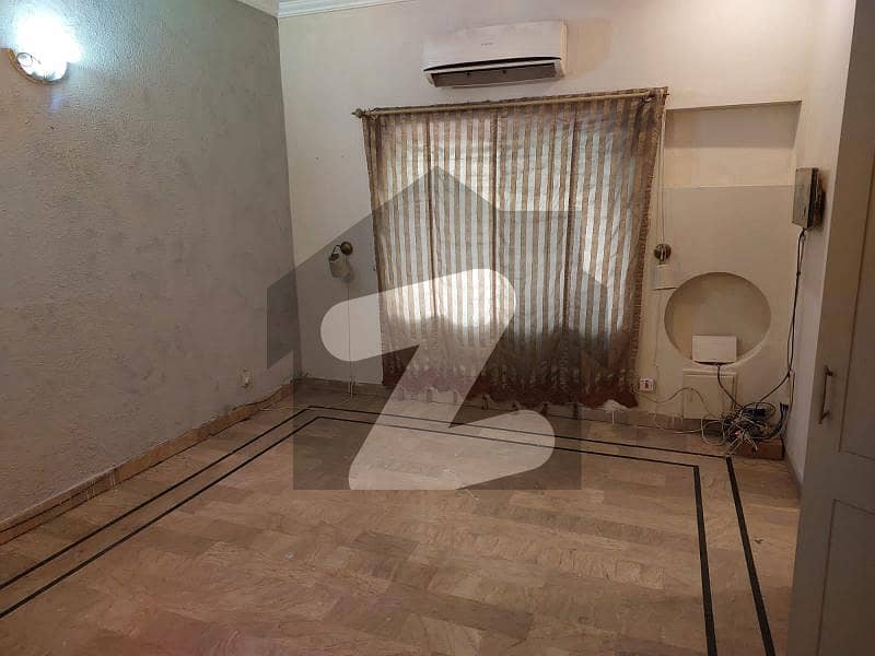9 Marla Very Neat & Clean Full Independent House For Rent In Dha Phase 1