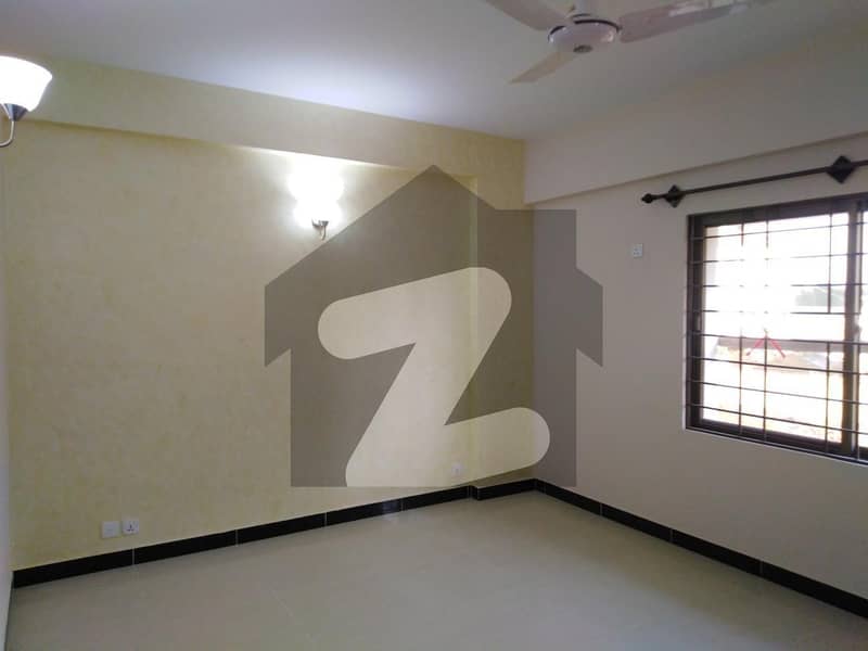 Good 2600 Square Feet Flat For rent In Askari 5