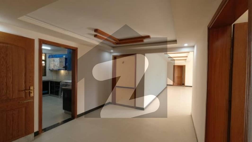Flat Spread Over 3000 Square Feet In Askari 5 Available