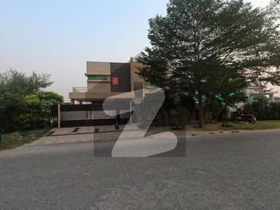 1 Kanal House In DHA Defence For rent At Good Location