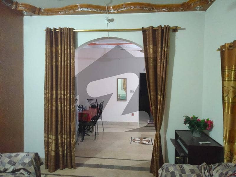 رفیع بنگلوز شاہ فیصل ٹاؤن کراچی میں 2 کمروں کا 5 مرلہ فلیٹ 60 لاکھ میں برائے فروخت۔