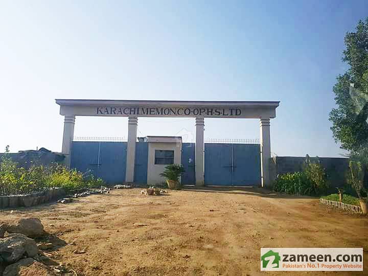 Great Opportunity For All Memon Community 240 Square Yards Residential
