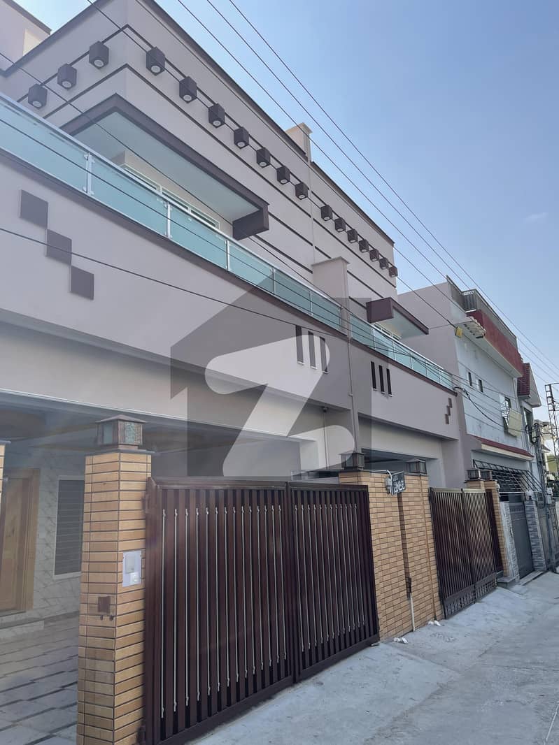2 newly built 5 marla house with A1 construction in habibullah colony available for sale
