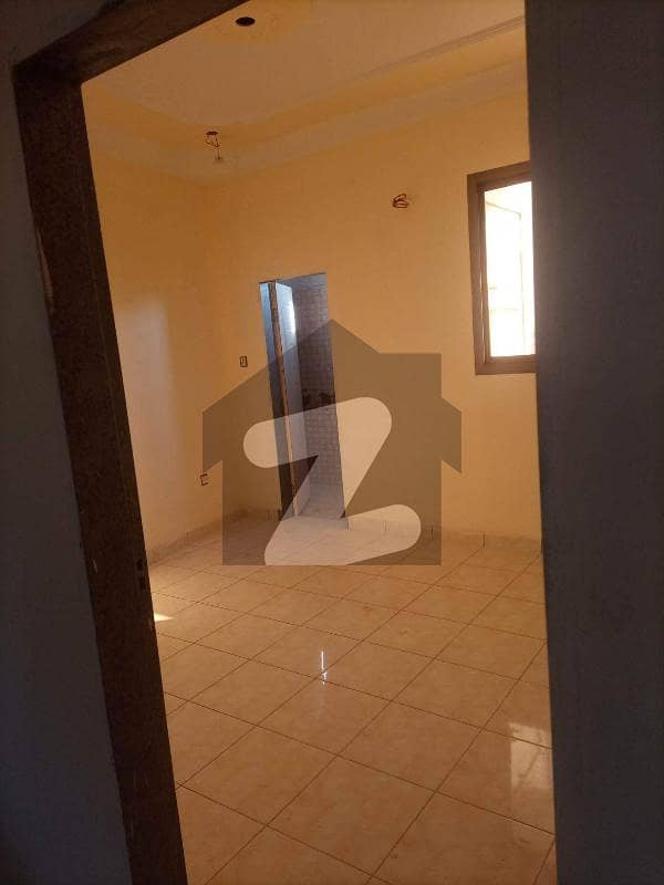 3 Bad Room And Lounge In Commercial Building's Floor Ideal Location