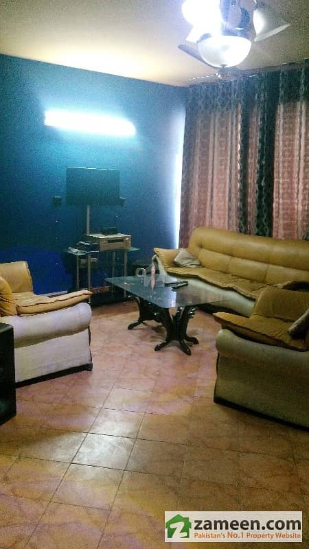One Bed Room Tv Lounge Apartment Available