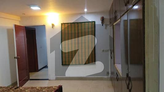 4 MARLA COMMERCIAL FLAT FOR RENT
