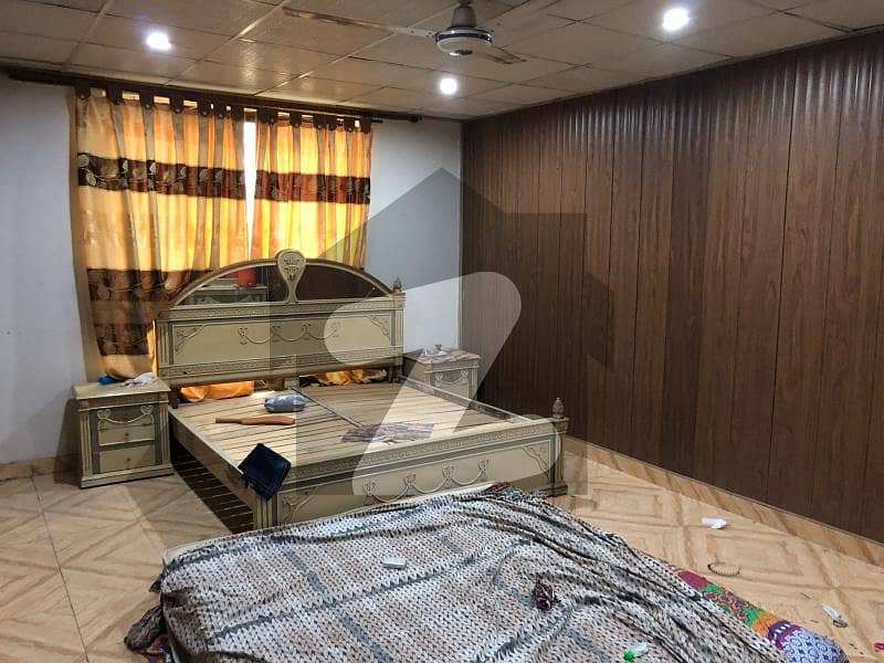 10 Marla 2nd Floor Portion In Nishter Block Allama Iqbal Town Lahore