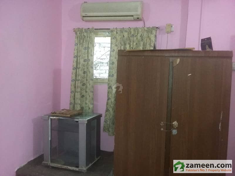 F6 Furnished Room Available For Rent