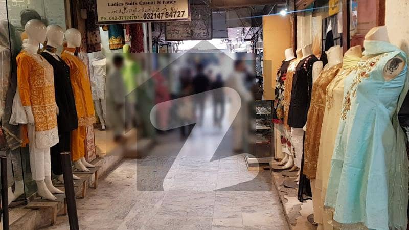 انارکلی لاہور میں 0.40 مرلہ دکان 30 لاکھ میں برائے فروخت۔