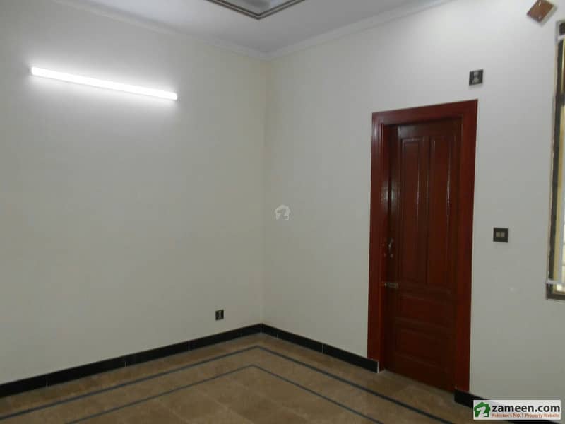 2 Bed Flat in Airport Society Rwp