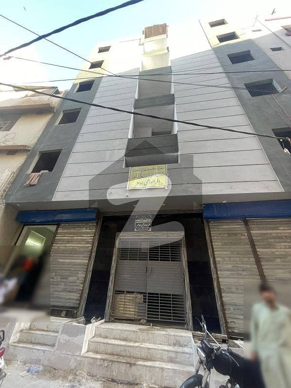 کورنگی روڈ کورنگی کراچی میں 2 کمروں کا 3 مرلہ فلیٹ 40 لاکھ میں برائے فروخت۔