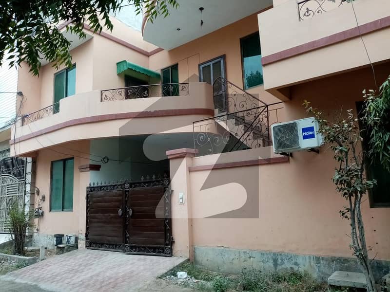 A 1125 Square Feet Upper Portion Is Up For Grabs In Rehman Gardens