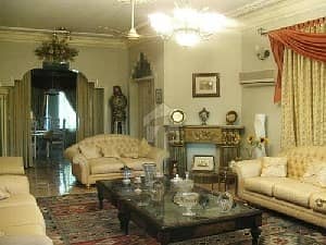f11 APARTMENT f11 APARTMENT