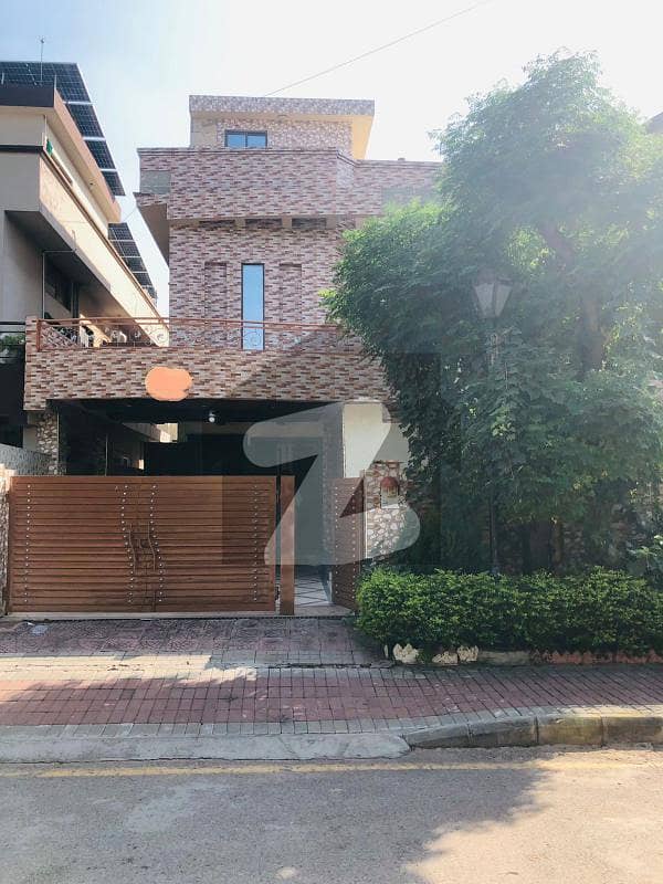 Bahria Town 11 Marla Double Unit Investor House For Sale