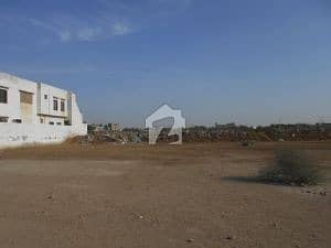 Plot On 200 Sq Yard For Sale