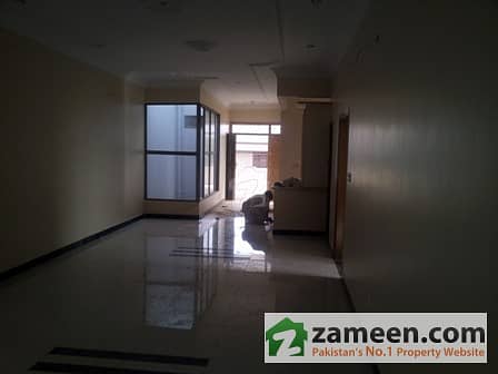 Brand New 300 Sq Yard 1st Floor Separate Unit With Roof And Car Parking For Sale