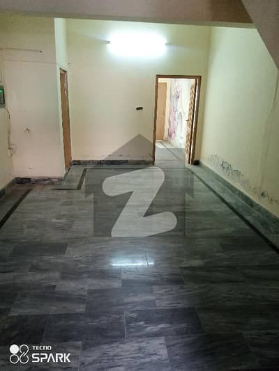 خیابان کالونی 3 فیصل آباد میں 2 کمروں کا 5 مرلہ زیریں پورشن 20 ہزار میں کرایہ پر دستیاب ہے۔