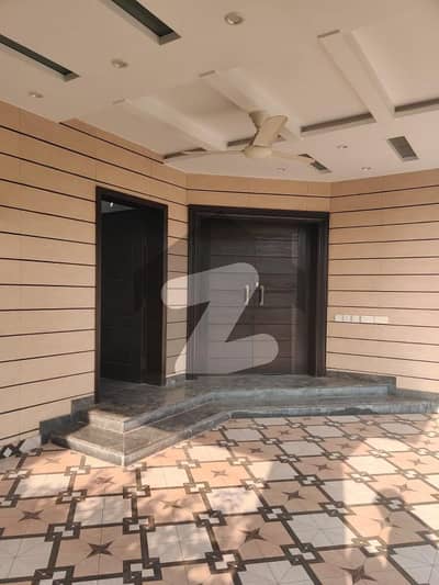 Luxury 1 Kanal Upper Portion Lower Portion Lock Available For Rent In DHA Phase-5, Lahore