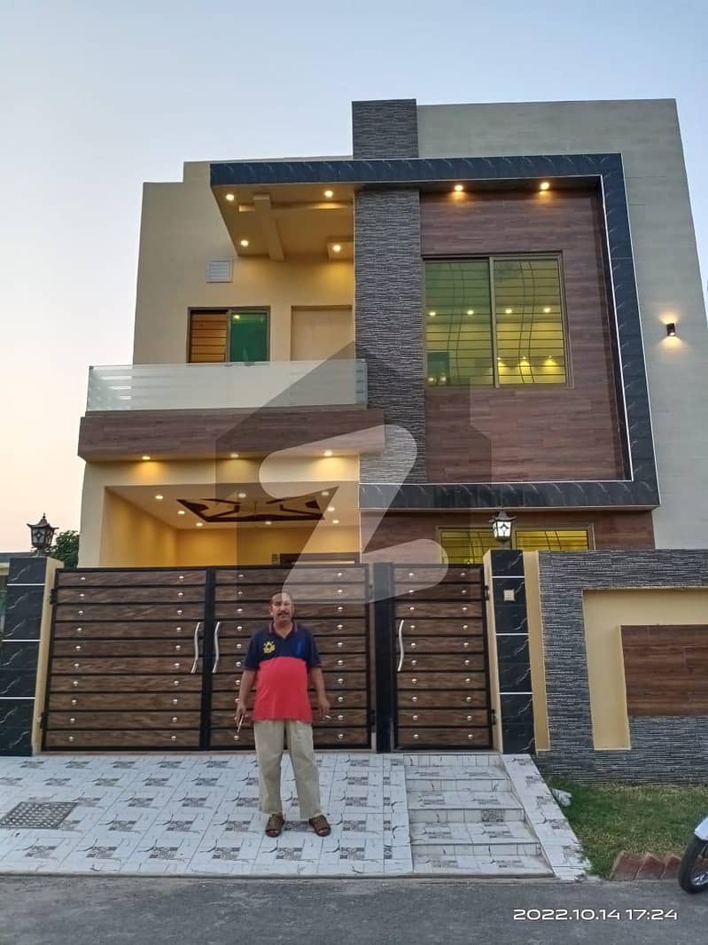 5 Marla House Is Available For sale In New Lahore City