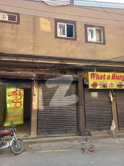 بسطامی روڈ سمن آباد لاہور میں 1 کمرے کا 1 مرلہ دکان 15 ہزار میں کرایہ پر دستیاب ہے۔