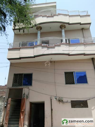 3 Storey House For Rent  With Basement