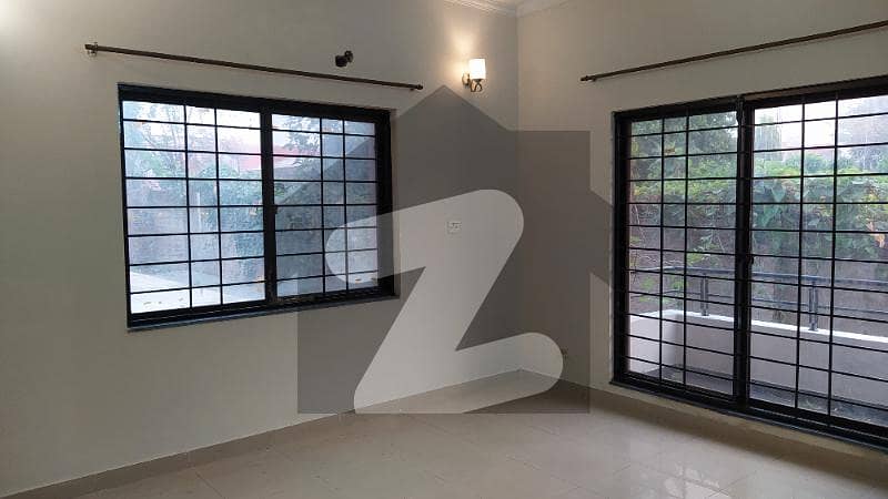 5 Marla 2 Bedroom Flat For Sale In Askari 11
