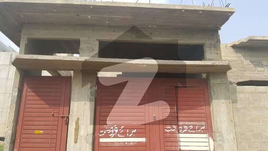 Prime Location Single Storey Corner House 240 Square Yards For Sale In Gulshan-e-roomi Scheme 33