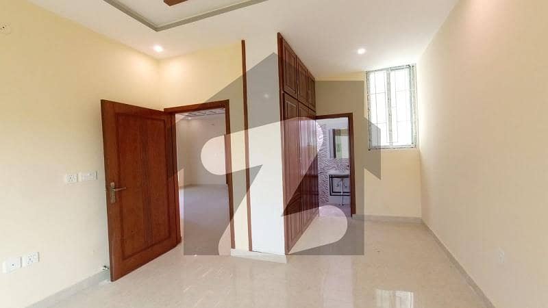 8 Marla House For Sale Modern Design, Double Unit House With Covered Area