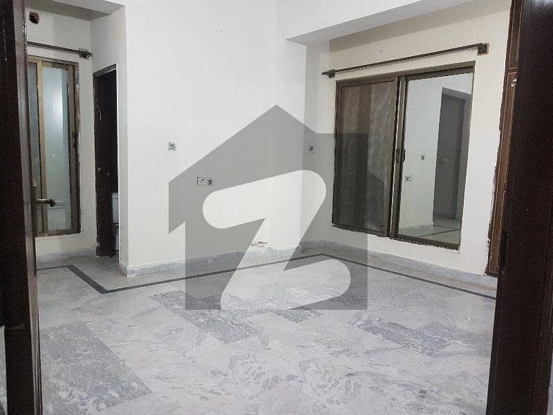 3 Bed 2nd Floor Apartment For Rent