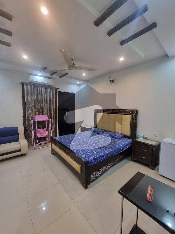 11 Marla Just Like Brand New House For Sale Main Zeeshan Road Khyaban Colony 2 With 5 Beds 2 Kitchens 2 Electricity Meters 2 Gas Meters With Very Reasonable Price