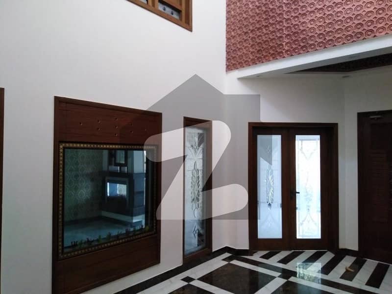 Highly-Desirable 1 Kanal House Available In Zahoor Elahi Road