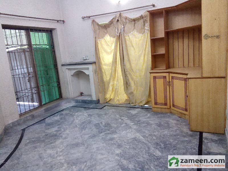 4marla lower portion 2 beds tv lounge kitchen marbled flooring rent 16500