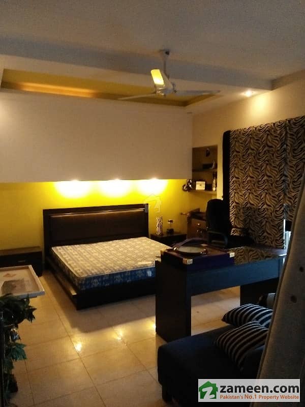 ائیر لائن ہاؤسنگ سوسائٹی لاہور میں 6 کمروں کا 1 کنال مکان 1.15 لاکھ میں کرایہ پر دستیاب ہے۔