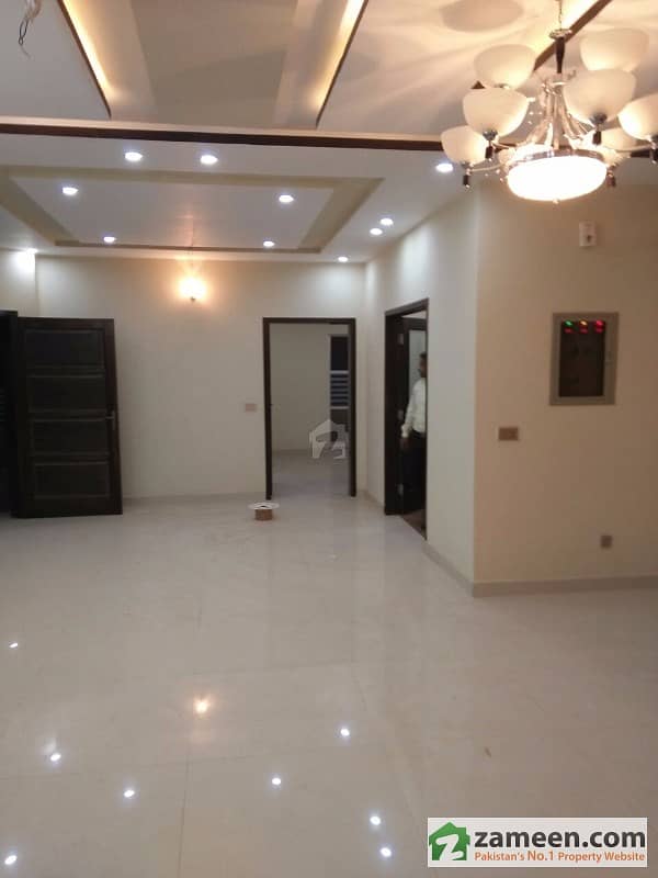 Owner Build 1 Kanal Brand New House For Sale In Architect Society D Block Lahore