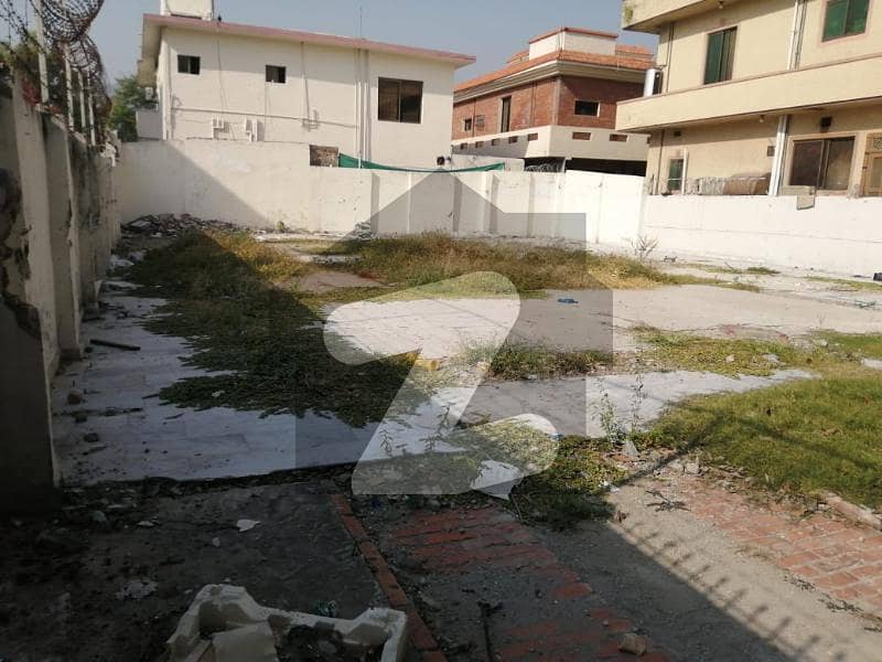 F-8 3 Beautiful Dead End Street 6 Corner Plot Available For Sale Buy Plot And Build Your Dream Home Cda Transferable 100 Transparent Confirm Deal With Owner