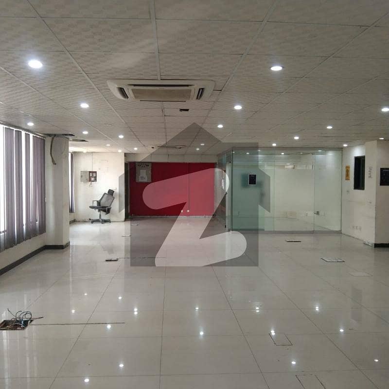 Beautiful Office Hall Available For Rent In Bahria Town