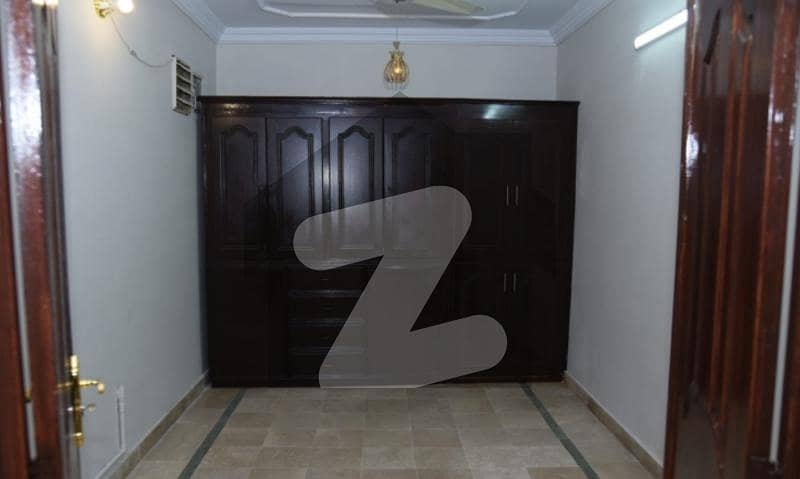مسلم ٹاؤن راولپنڈی میں 6 کمروں کا 5 مرلہ مکان 1.68 کروڑ میں برائے فروخت۔